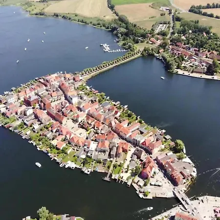 Reihenhaus In * Malchow (Mecklenburg-Vorpommern)